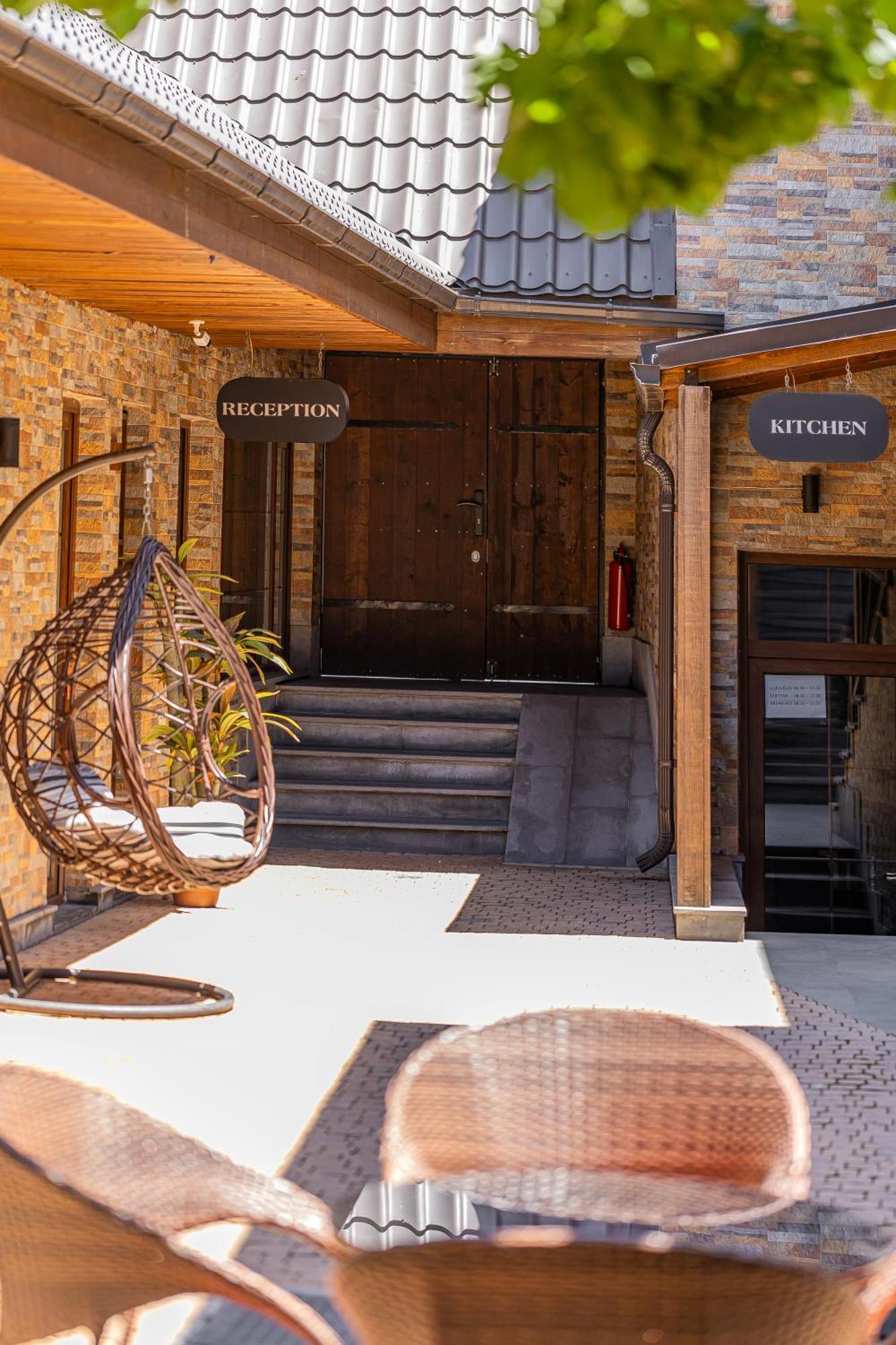 Boutique Living Hotel Erévan Extérieur photo