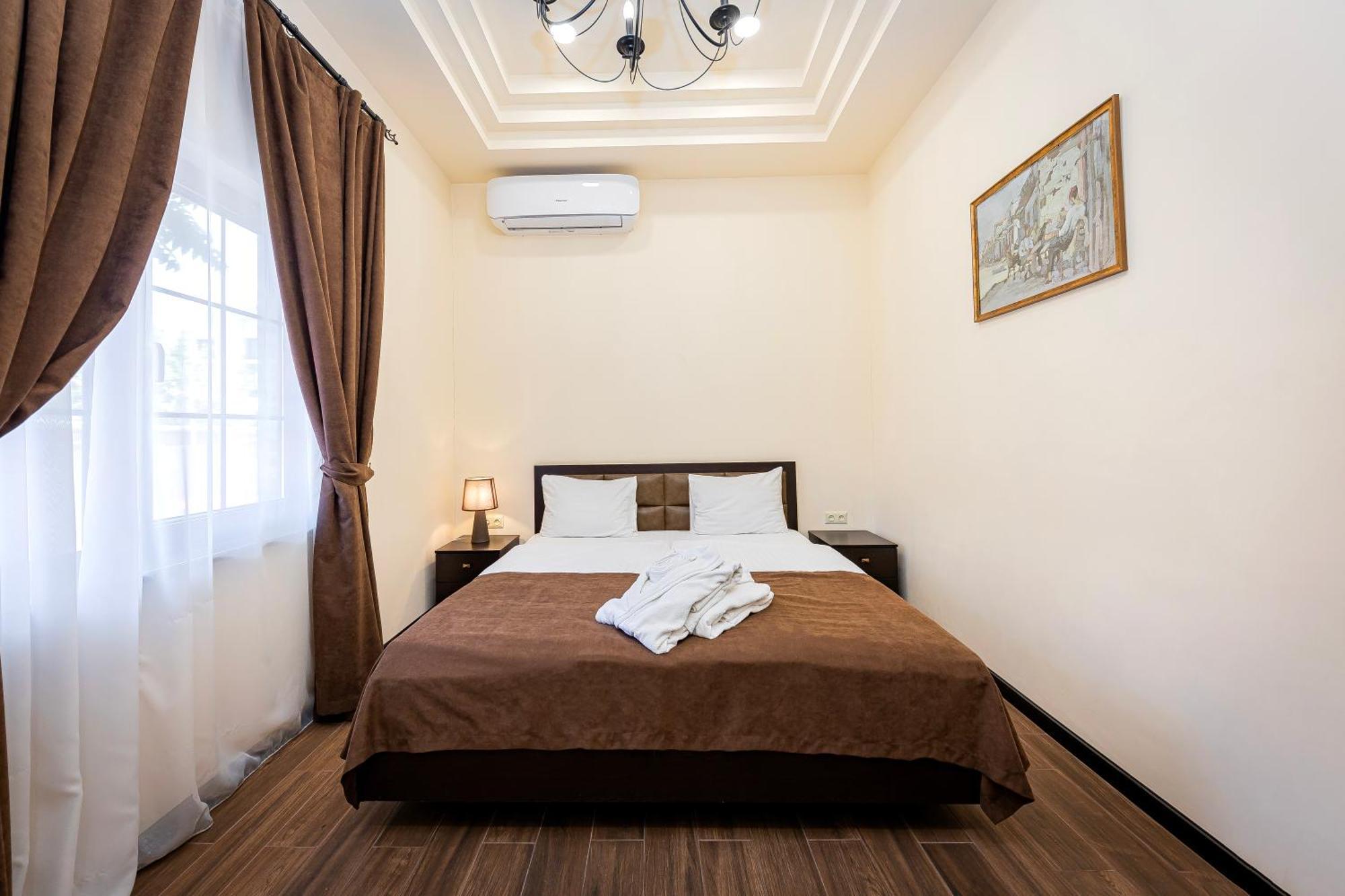 Boutique Living Hotel Erévan Extérieur photo