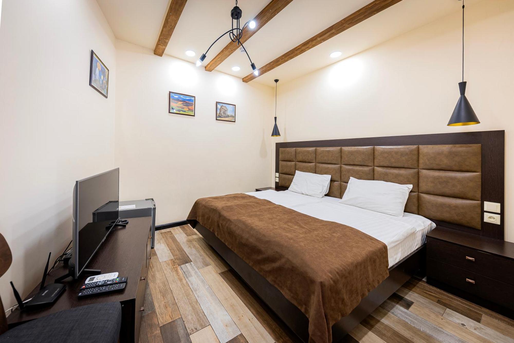 Boutique Living Hotel Erévan Extérieur photo