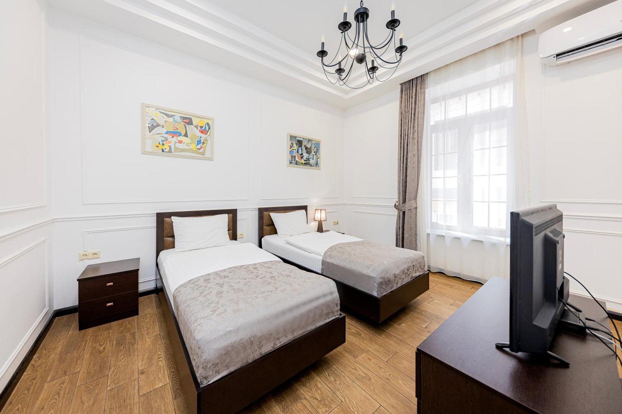 Boutique Living Hotel Erévan Extérieur photo