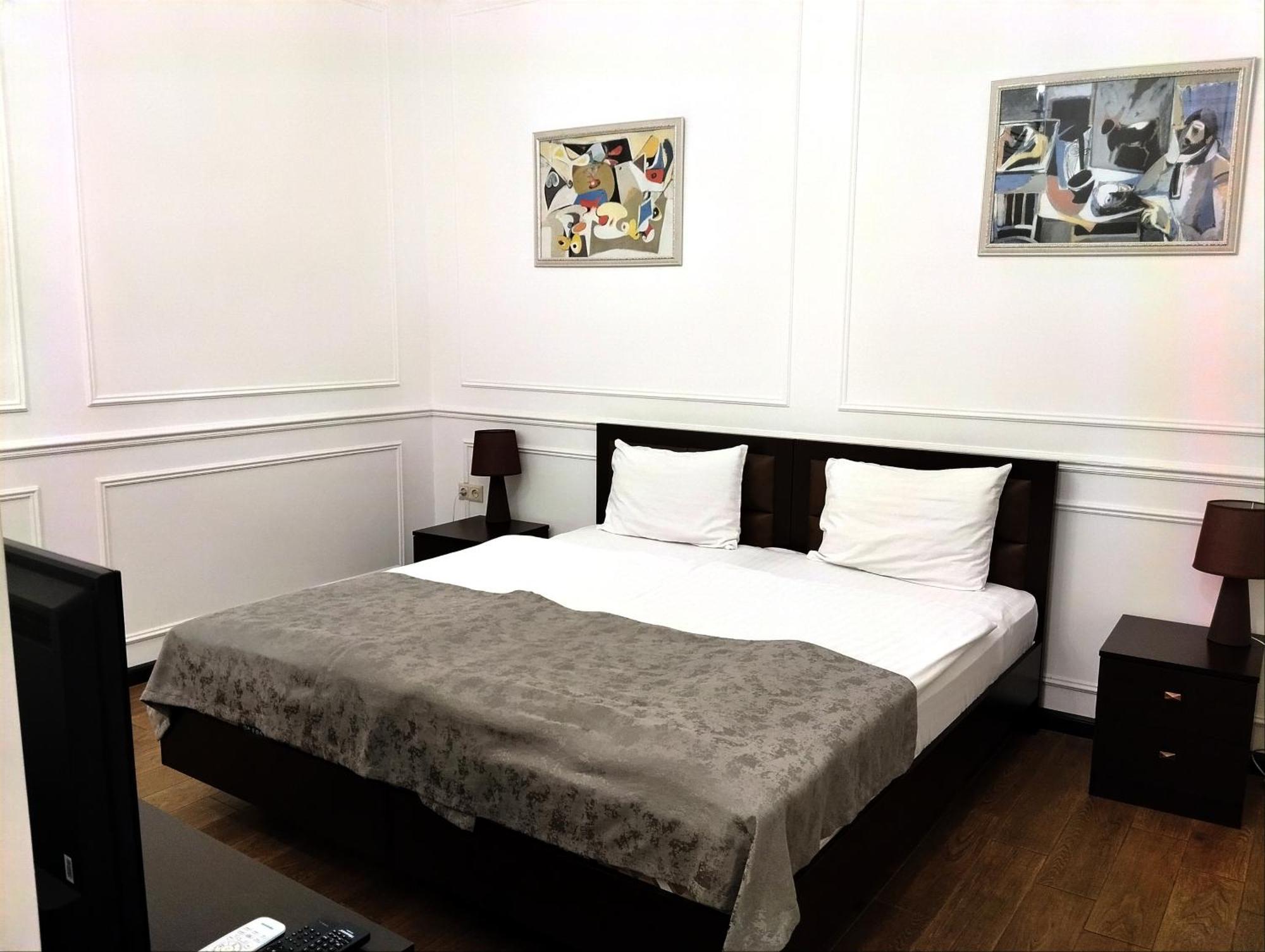 Boutique Living Hotel Erévan Extérieur photo